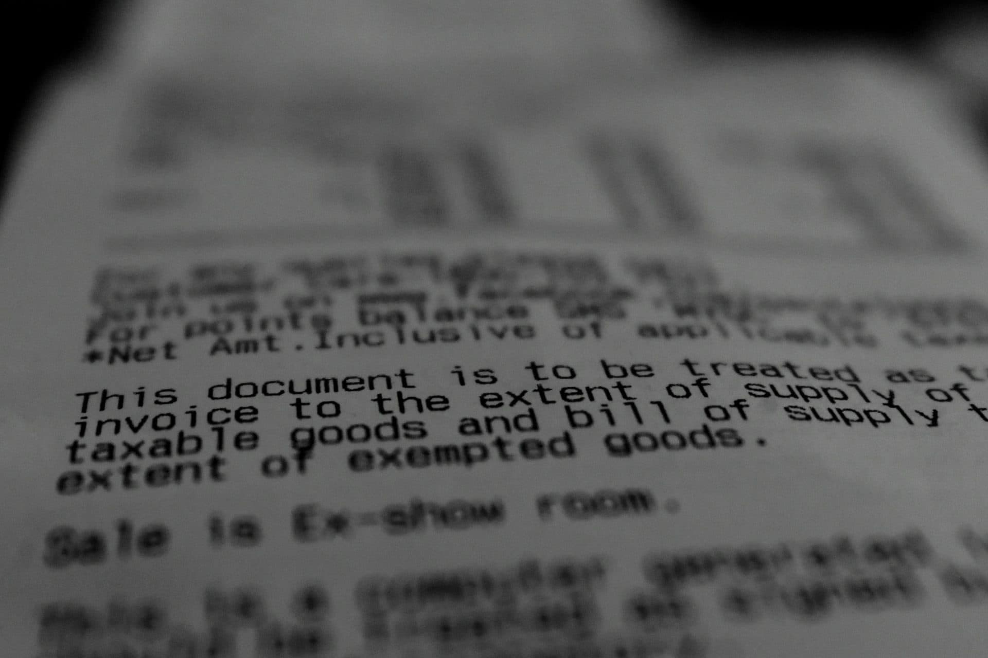 Close up van een geprinte factuurtekst op papier